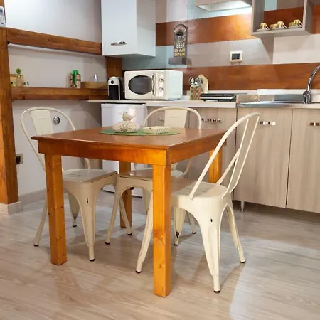 La Del Vicolo Ferienhaus *